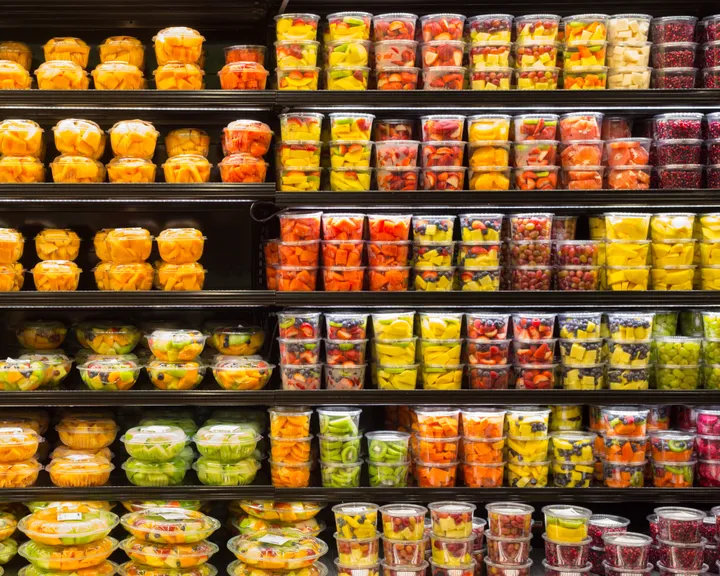 Why Buy Wholesale Pre-cut Vegetables and Pre-cut Fruit for Your Restaurant