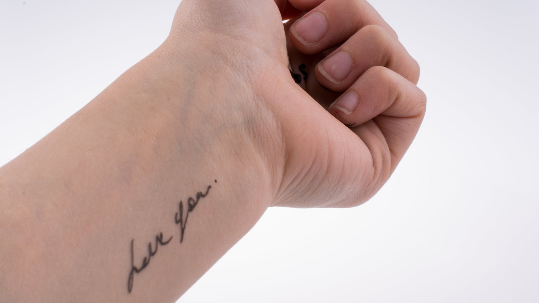 How Memorial Tattoos Can Help With The Grieving Process Huffpost Life How Memorial Tattoos Can Help With The Grieving Process Huffpost Life