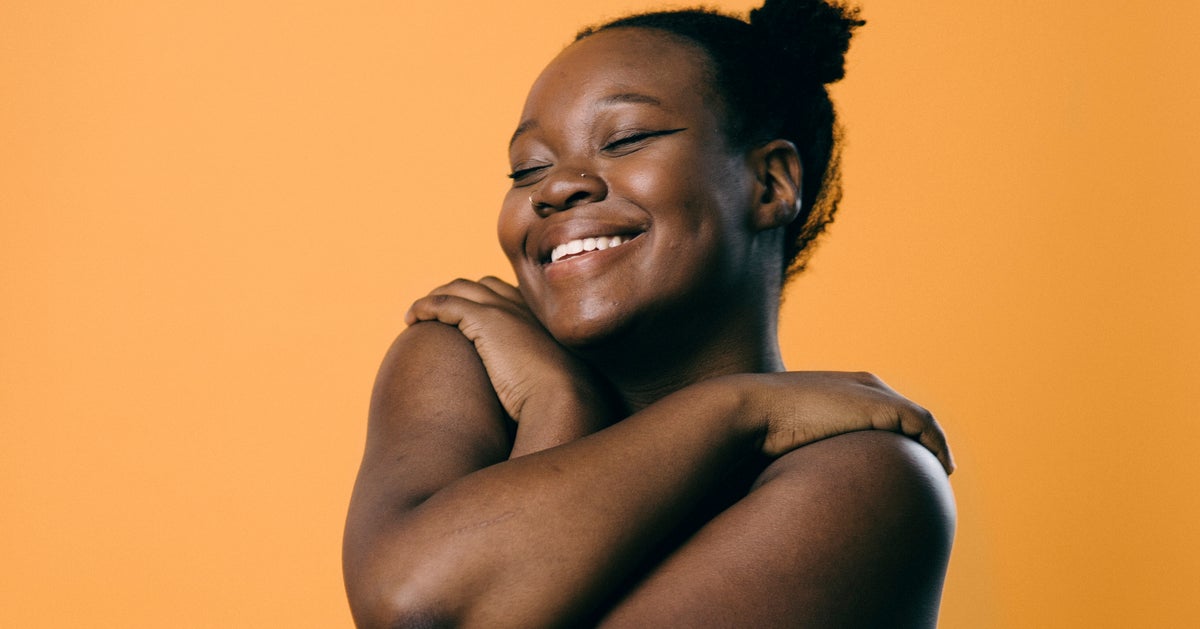 How To Give Yourself A Hug To Soothe Your Soul HuffPost UK Life