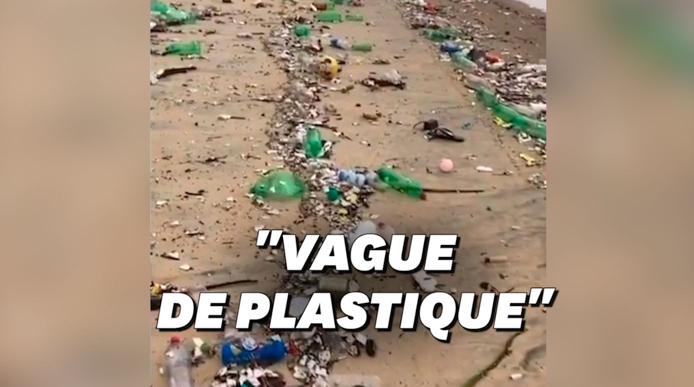 À Rio de Janeiro, une déferlante de déchets plastiques s'est échouée sur la plage