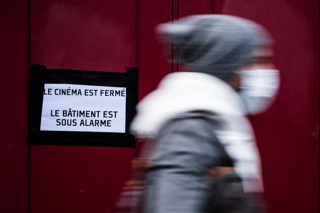 Cinémas, stations de ski... Tous les établissements fermés le resteront jusqu'à la fin janvier (photo d'illustration prise le 3 novembre à Paris) 