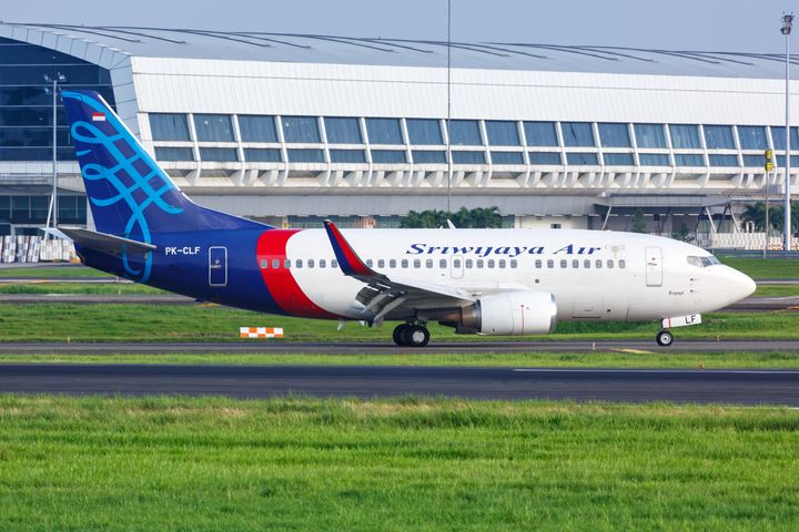 The Boeing 737-500, like the one pictured here, took off from Jakarta at about 1:56 p.m. and lost contact with the control tower at 2:40 p.m.