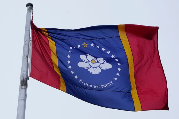 Le nouveau drapeu du Mississippi le 11 janvier 2020  (AP Photo/Rogelio V. Solis)