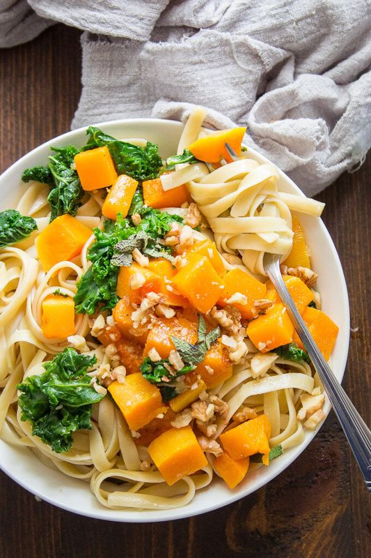 Roasted Butternut Squash Pasta with Walnuts and Kale from Connoisseurus Veg