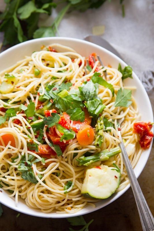 Vegan Pasta Primavera from Connoisseurus Veg