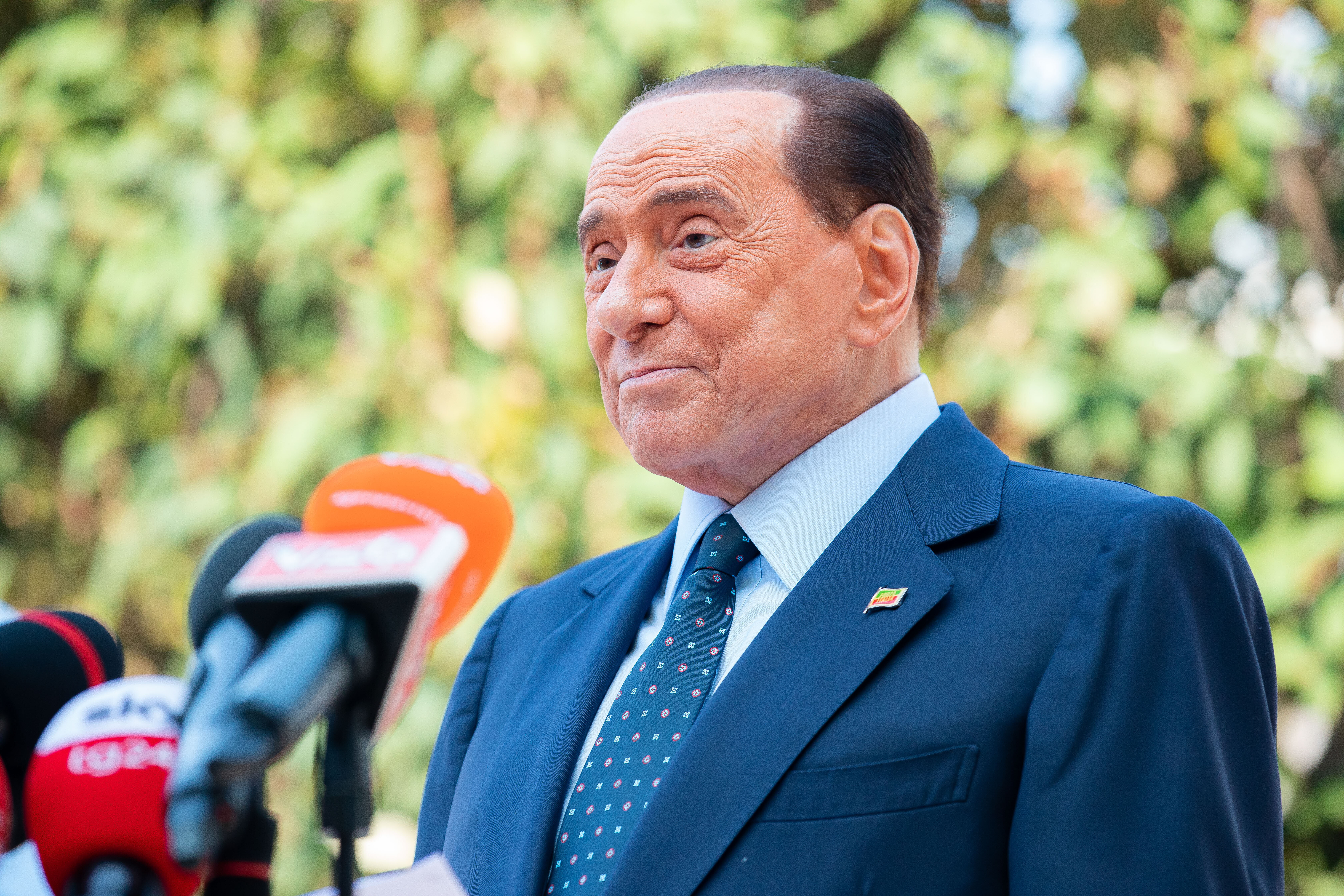 Berlusconi hospitalisé à Monaco pour un problème d'arythmie cardiaque