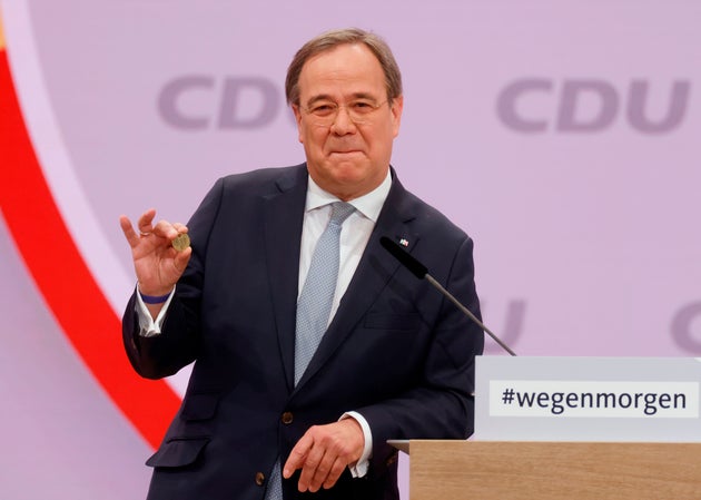 Il dopo Merkel è iniziato: Armin Laschet eletto nuovo presidente Cdu Il dopo Merkel è iniziato: Armin Laschet eletto nuovo presidente Cdu
