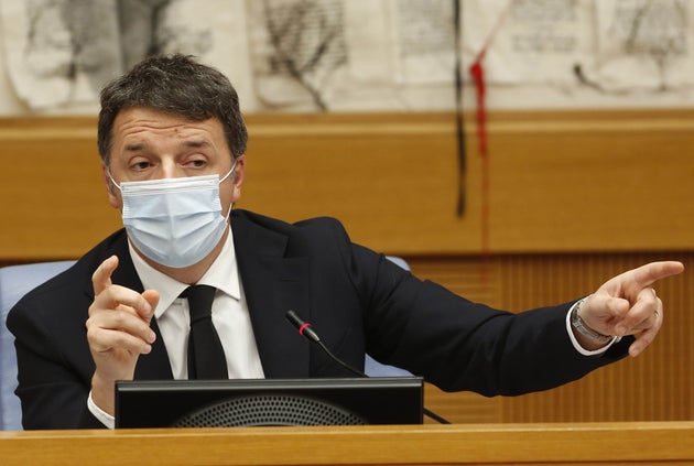 Renzi rilancia: ora governo di coalizione, con ruolo centrale a Pd Renzi rilancia: ora governo di coalizione, con ruolo centrale a Pd