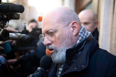 Scuola, Bonaccini spingeva per regole più restrittive (appoggiato dal Pd) Scuola, Bonaccini spingeva per regole più restrittive (appoggiato dal Pd)