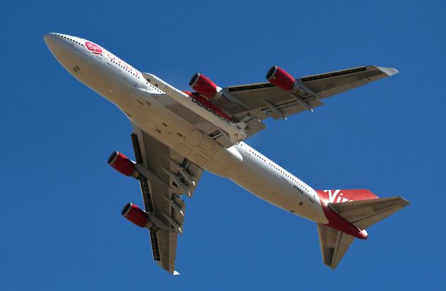 Pour la 1re fois, une fusée Virgin Orbit de Richard Branson atteint l'espace (photo du 17 janvier 2021 à Mojave en Californie. REUTERS/Gene Blevins)