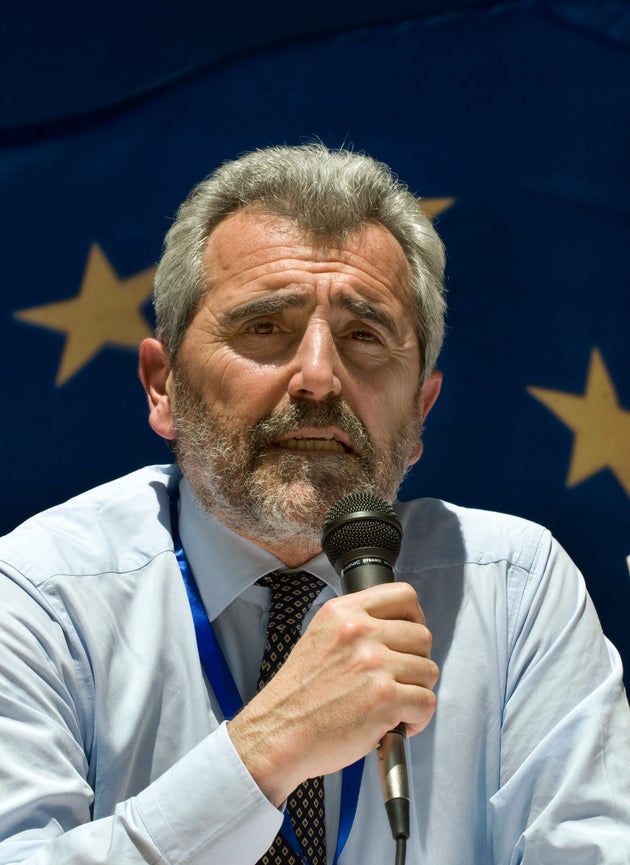 Miozzo (Cts): "La scuola è una priorità oltre che un diritto" Miozzo (Cts): "La scuola è una priorità oltre che un diritto"