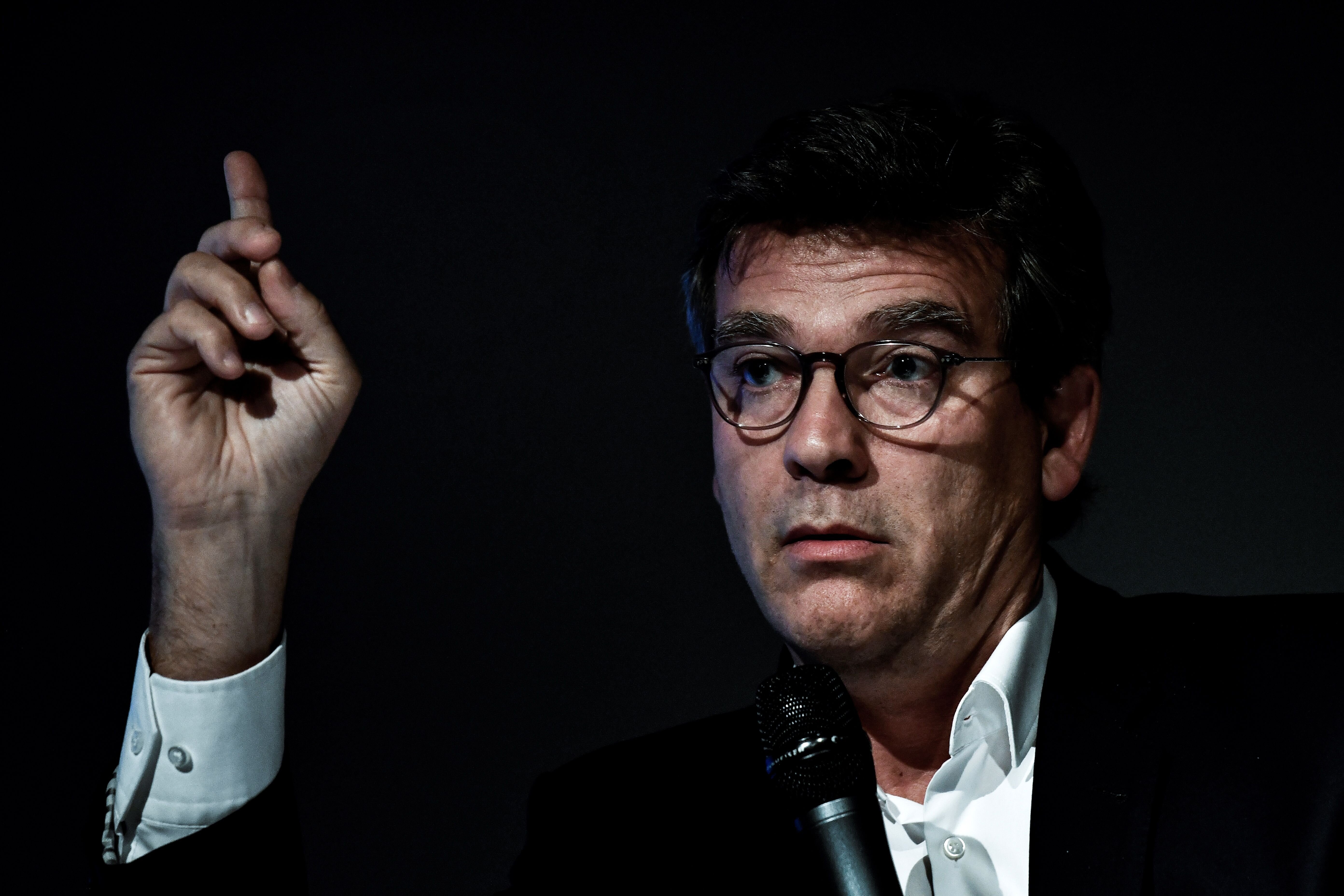 Arnaud Montebourg déplaît à Jean-Luc Mélenchon avec son "ouverture à la droite"