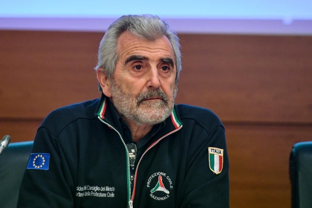 Miozzo: "Se i vaccini funzionano a fine primavera ricominceremo a respirare" Miozzo: "Se i vaccini funzionano a fine primavera ricominceremo a respirare"