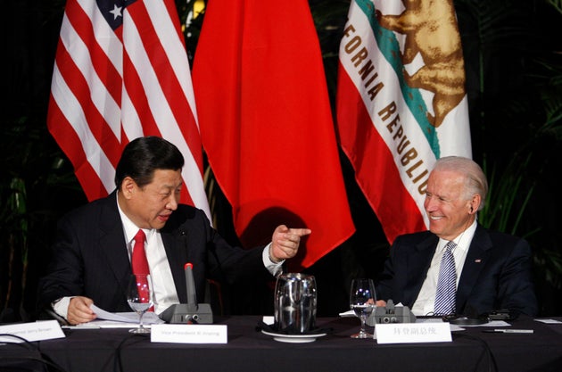 "Genocidio" degli uiguri in Cina. L "Genocidio" degli uiguri in Cina. L