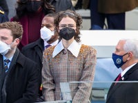 Who Is Kamala Harris Stepdaughter Ella Emhoff The Inauguration Fashion Icon Has Style Huffpost Life Who Is Kamala Harris Stepdaughter Ella Emhoff The Inauguration Fashion Icon Has Style Huffpost Life