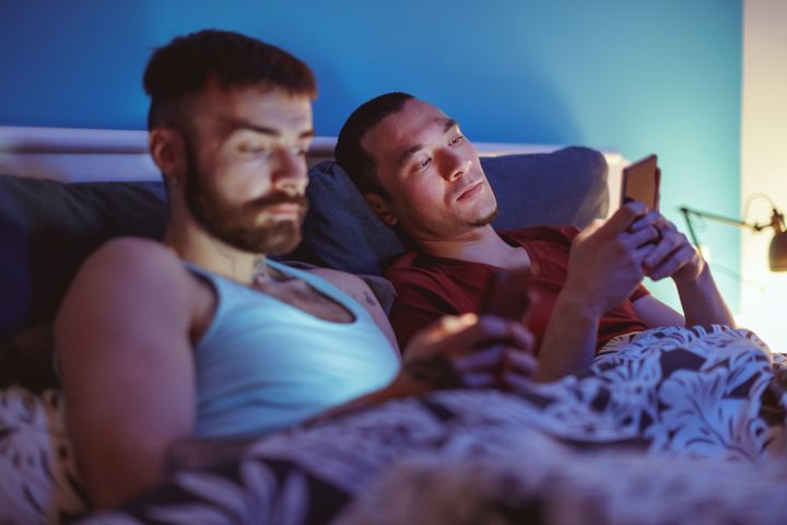 Couples who spend the time before bed glued to their phones or the TV miss out on an opportunity to connect with each other. 