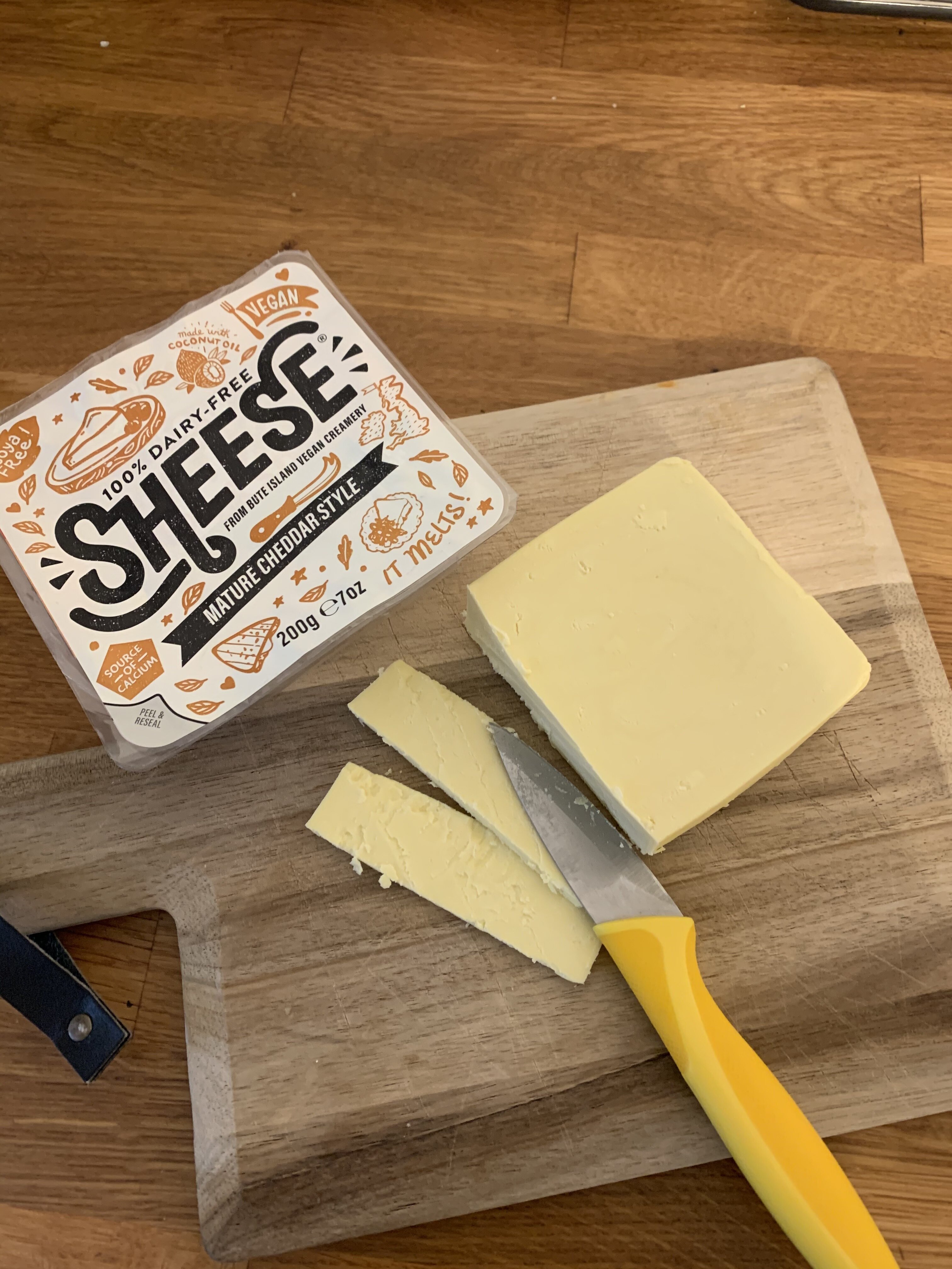 We Tried 14 Vegan Cheeses And Ranked Them Just For You | HuffPost UK Life