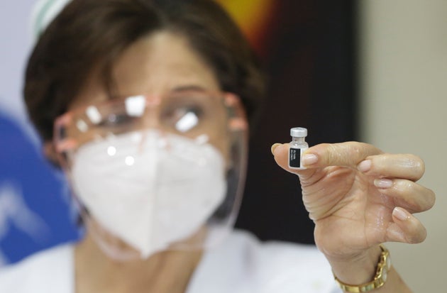 Gimbe: “Vaccini seconda dose a rischio. Zone rosse unica arma per abbassare la curva” Gimbe: “Vaccini seconda dose a rischio. Zone rosse unica arma per abbassare la curva”