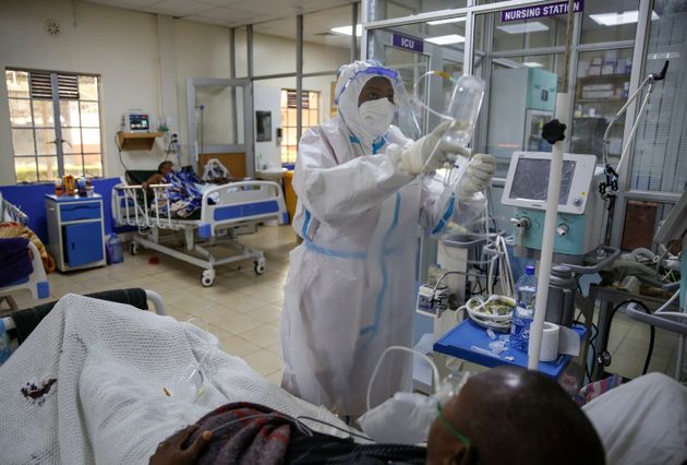 Une unité de soin intensif dans un centre dédié aux malades du Covid à Nairobi au Kenya, le 3 novembre 2020 (AP Photo/Brian Inganga)