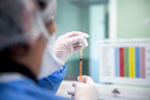 Lite tra infermiere perché una non vuole vaccinarsi: all Lite tra infermiere perché una non vuole vaccinarsi: all