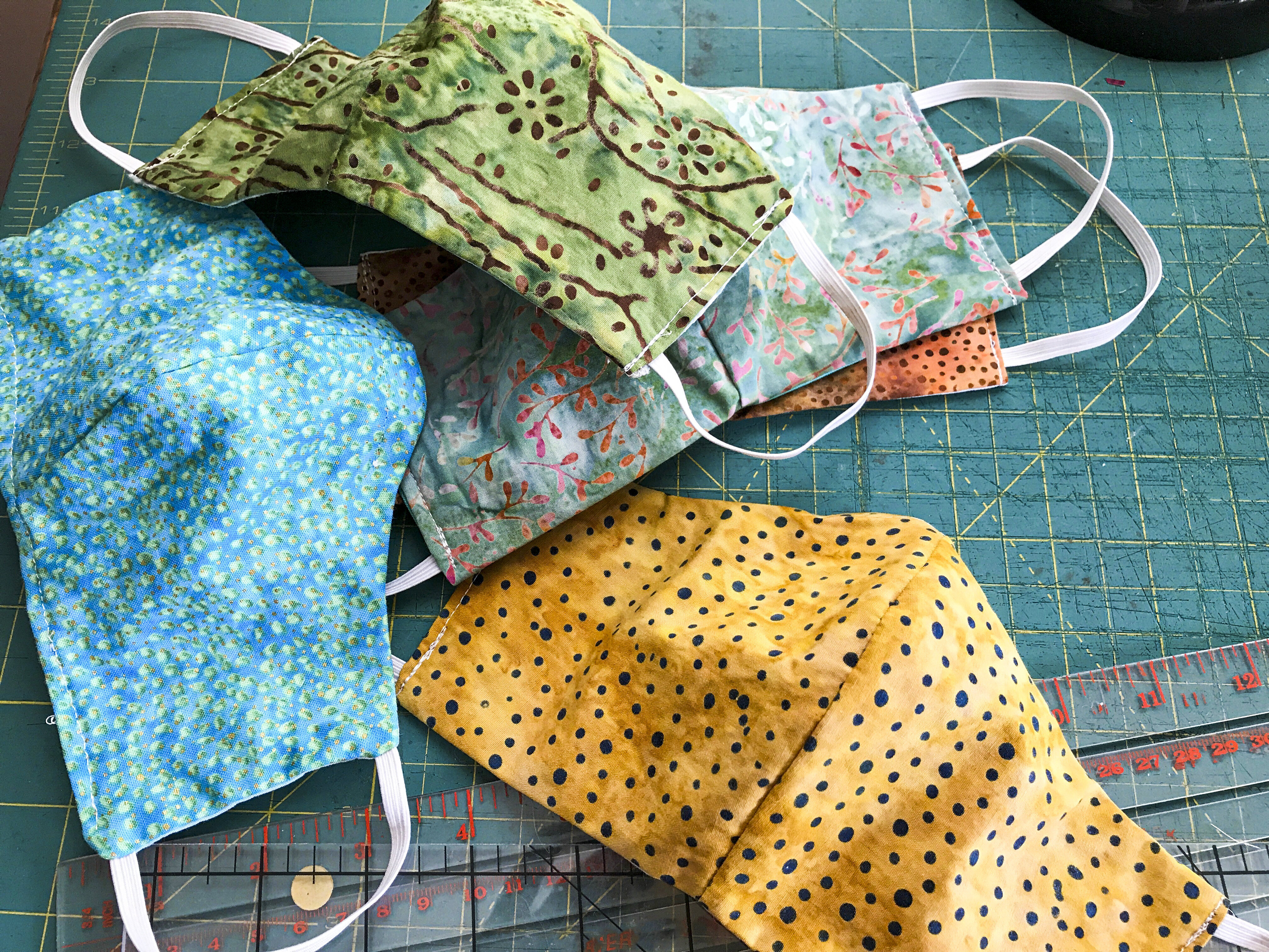 Fin des masques en tissu artisanaux : comment faire le tri?