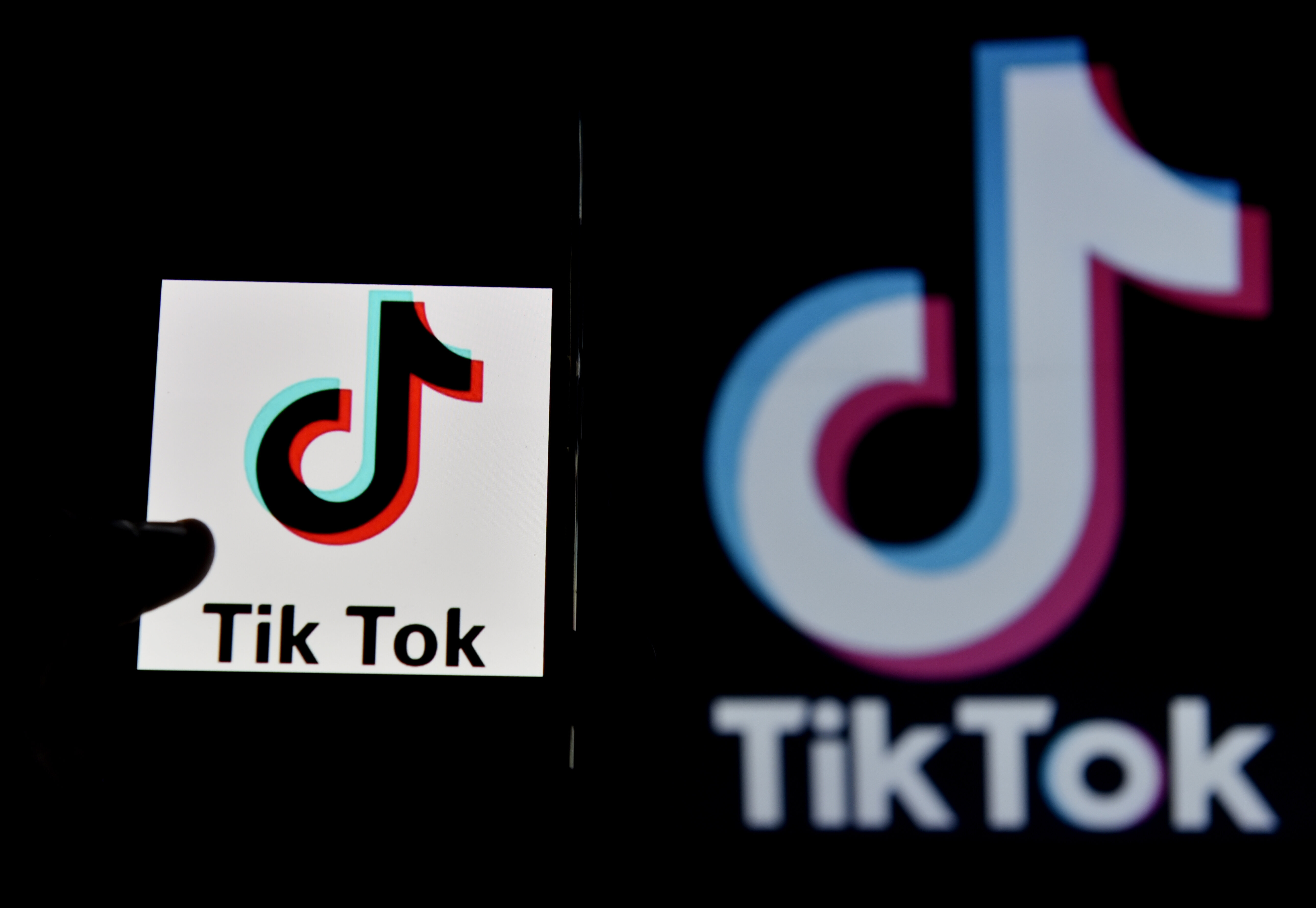 TikTok bloqué en Italie après la mort d'une fillette