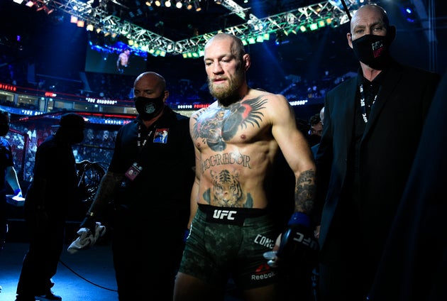 Ce 24 janvier, l'Irlandais Conor McGregor a été sèchement battu par Dustin Poirier lors d'un événement MMA.