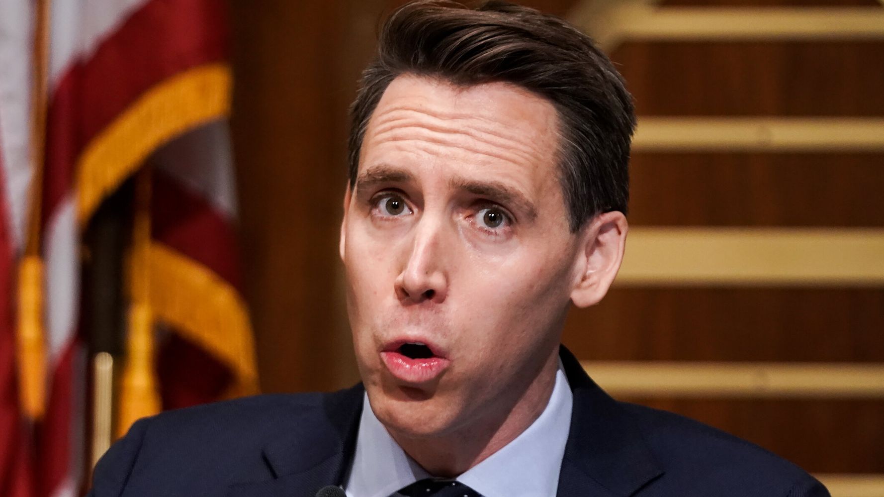 Josh Hawley S Latest Hypocritical Complaint Mocked By Left And Right Alike Huffpost