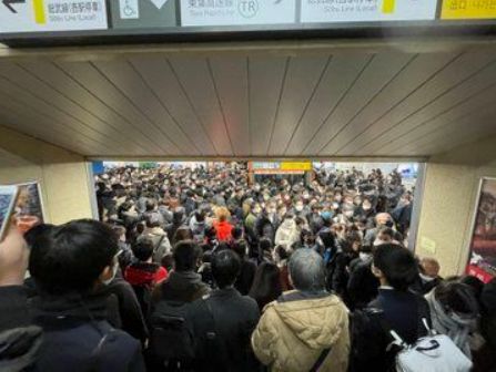 西船橋駅の様子