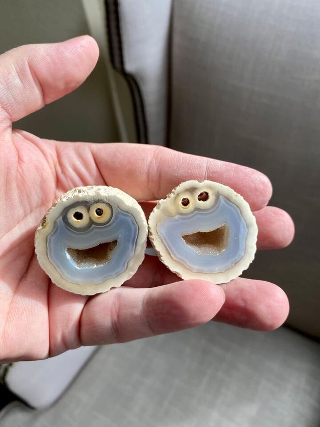 クッキーモンスターそっくりの石が発見 100万円で譲って 購入希望相次ぐ ハフポスト クッキーモンスターそっくりの石が発見 100万円で譲って 購入希望相次ぐ ハフポスト