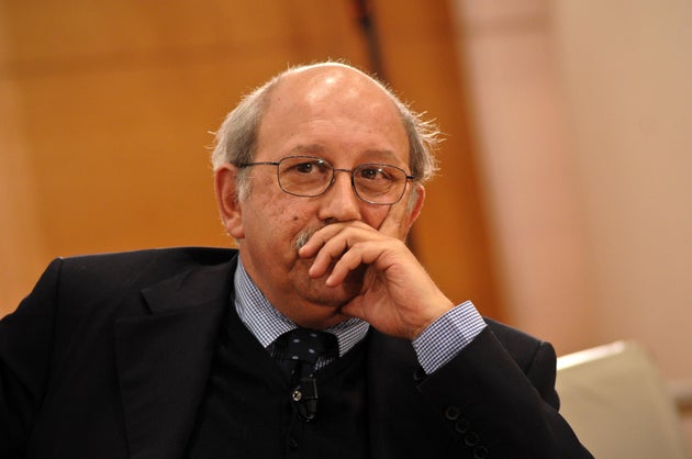Pierluigi Battista passa all’HuffingtonPost: era editorialista del Corriere della Sera da 16 anni Pierluigi Battista passa all’HuffingtonPost: era editorialista del Corriere della Sera da 16 anni