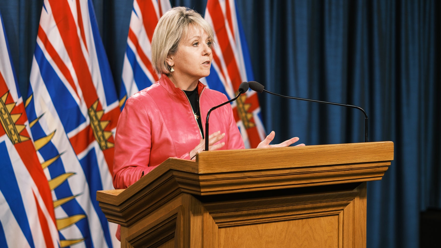 Couple Who Jumped Vaccine Line ‘Should Be Ashamed,’ B.C.'s Top Doc Says
