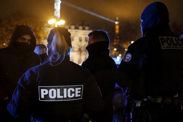 Pour la première fois, l'État est attaqué en justice pour les contrôles au faciès par six ONG dans le cadre d'une action de groupe (photo d'illustration pris en décembre 2020, dans le cadre d'une manifestation de policiers) 