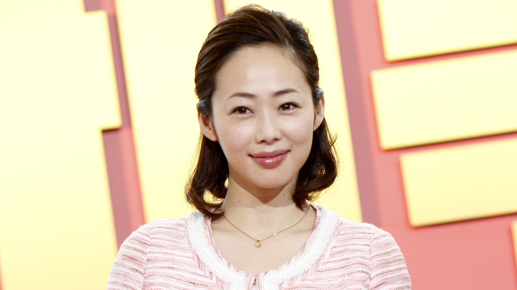 井上和香さん 入院希望を聞かれて迷ったことを明かす 私が入ってベッドを埋めるわけにもいかない 新型コロナ ハフポスト 井上和香さん 入院希望を聞かれて迷ったことを明かす 私が入ってベッドを埋めるわけにもいかない 新型コロナ ハフポスト