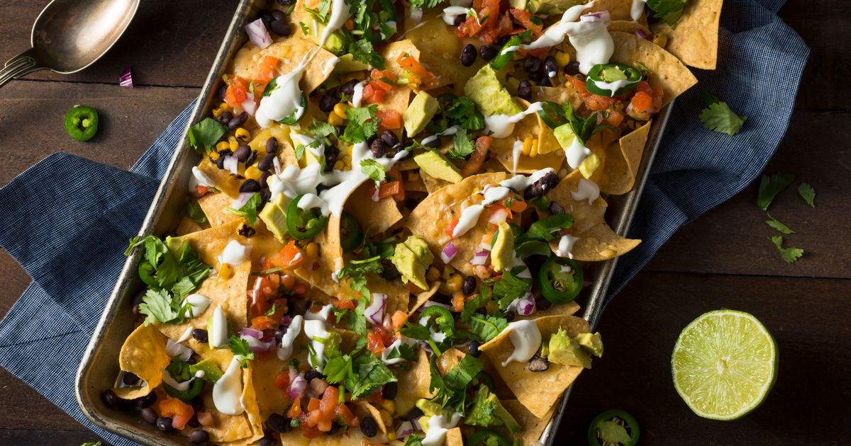 How To Make Perfect Nachos: An Assembly Guide | HuffPost Life