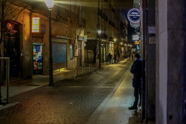 Una calle de Madrid, tras el toque de queda a las 22