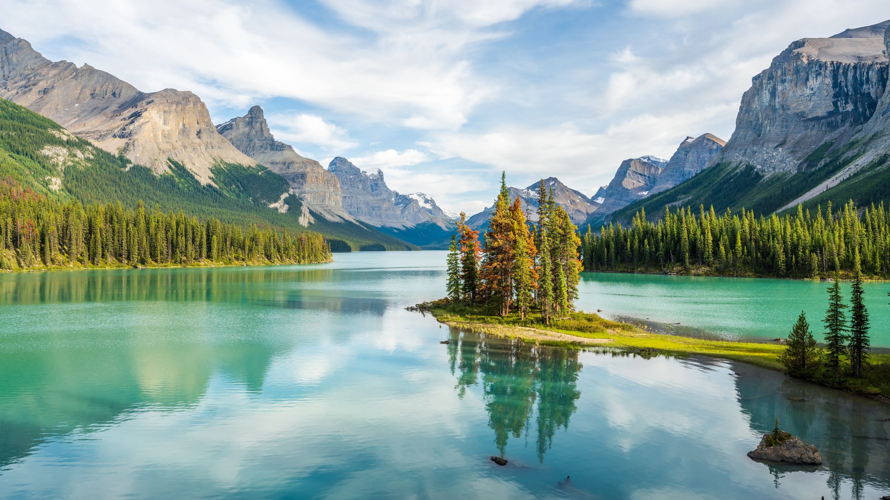 A Quick Guide To Alberta For Potential Bachelorette Contestants Huffpost Canada Life