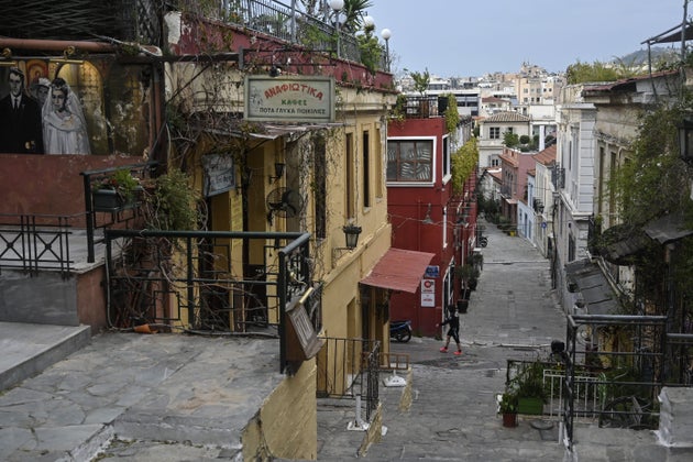 Κόπωση από το lockdown, παράπονα στην αγορά και οικονομικά