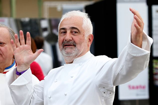 Le chef français triplement étoilé Guy Savoy au Grand Palais à Paris le 21 mai 2015.