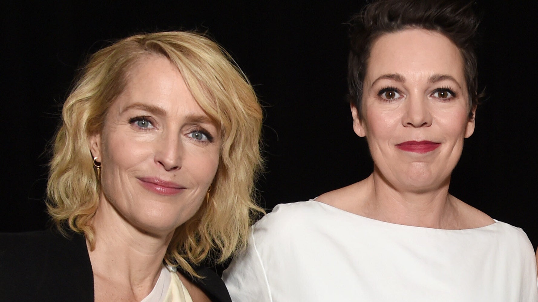 Gillian Anderson Shares Hilarious BehindTheScenes Snap For Olivia