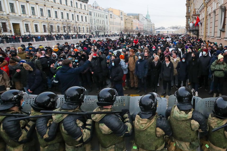 ST PETERSBURG, RUSSIA - JANUARY 31, 2021: Riot police officers guard the area outside the St Petersburg...