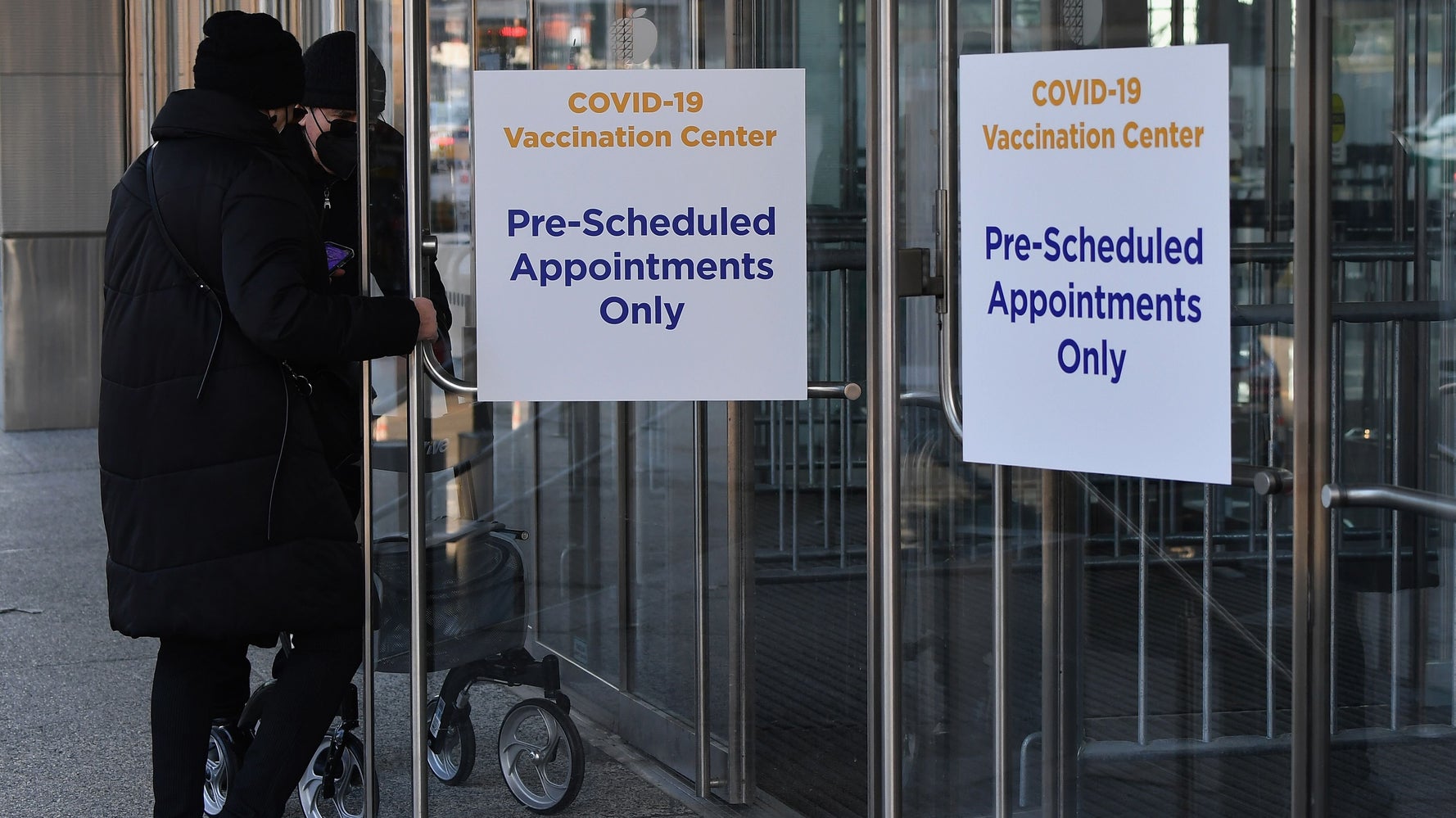 I Volunteered To Administer COVID-19 Vaccines. Here's What I Saw During My Shift. - Vimarsana News