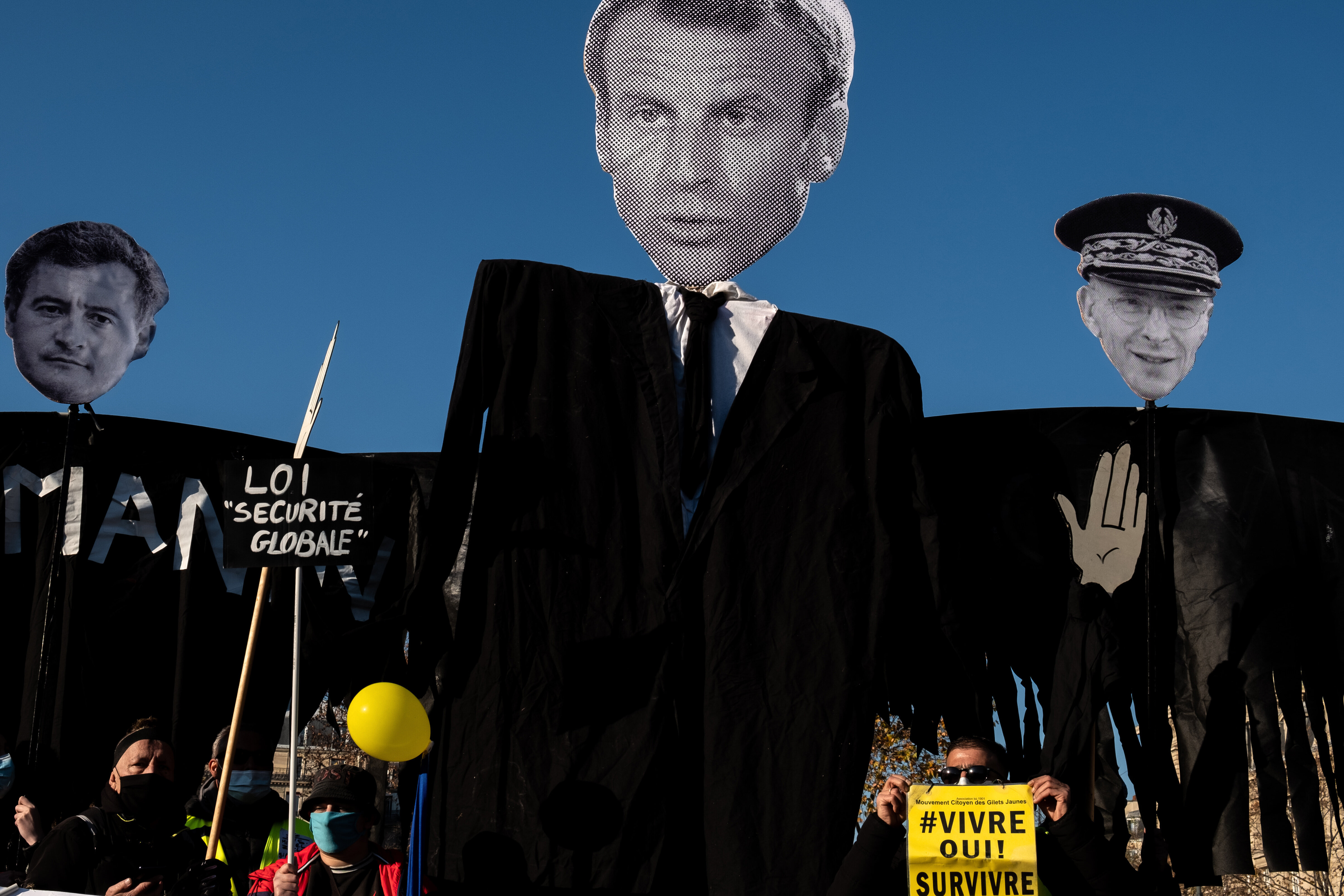 Séparatisme: comment Macron renégocie son virage régalien