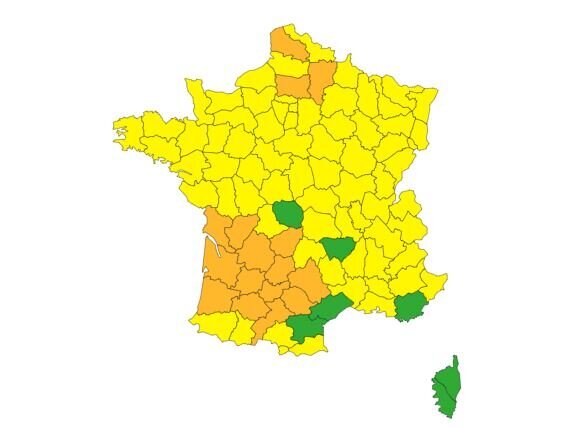 Crues: 16 départements toujours placés en vigilance par Météo France