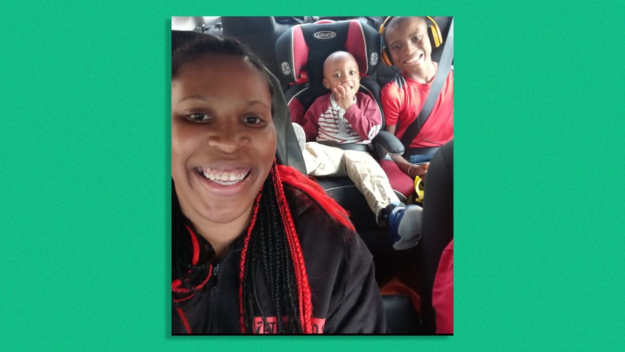 Ieshia Townsend, left, with her children. 