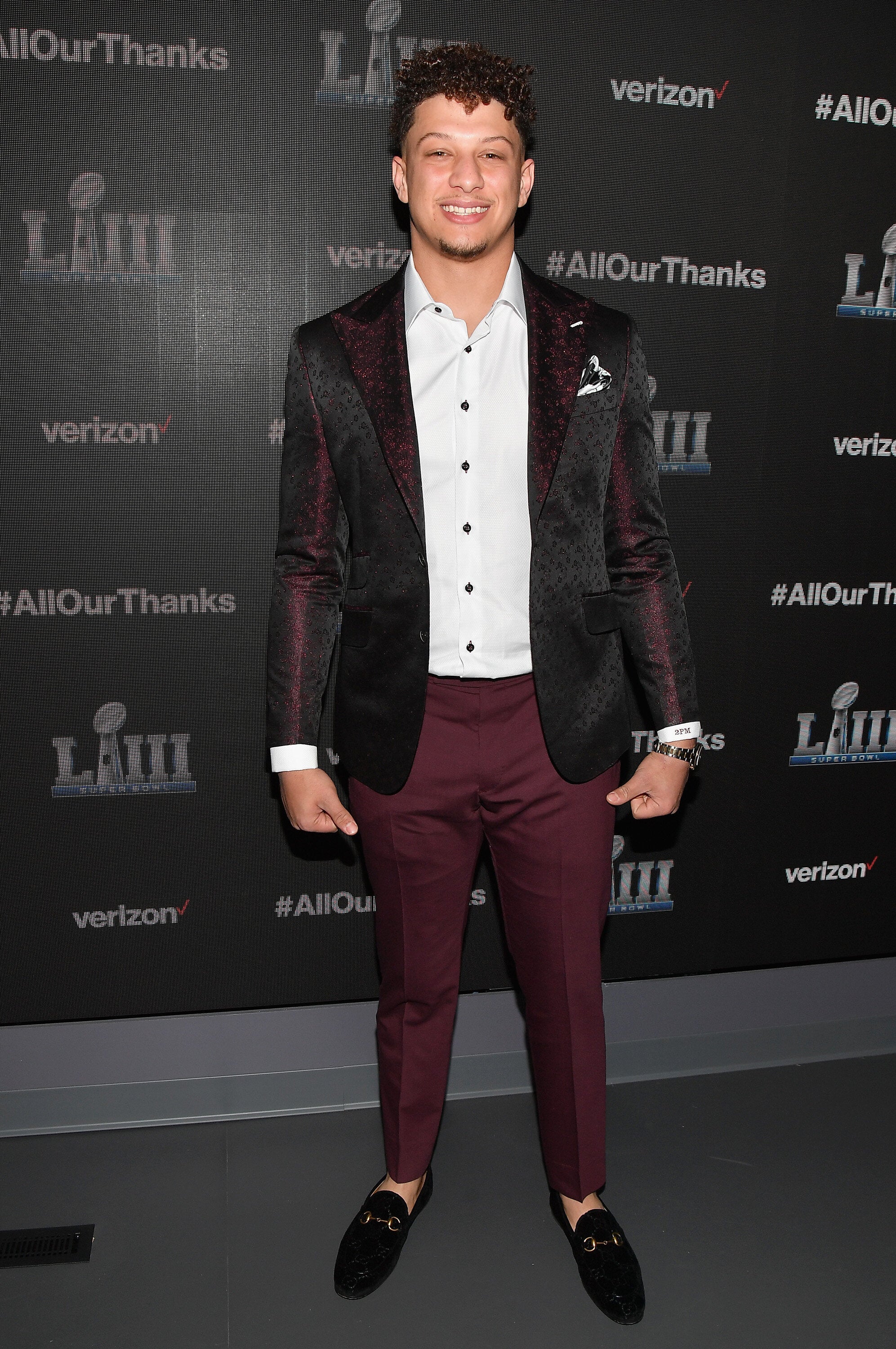 patrick mahomes red shoes