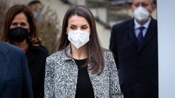 Una popular revista alemana usa dos palabras para definir la última foto de la reina