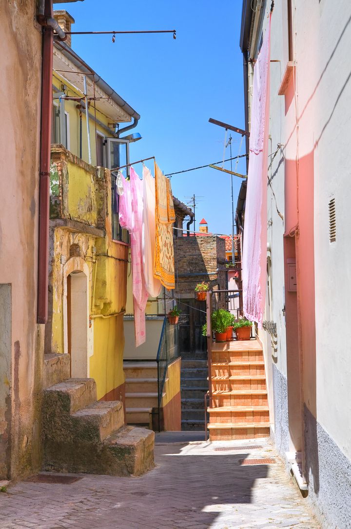 Alleyway. Biccari. Puglia. Italy.