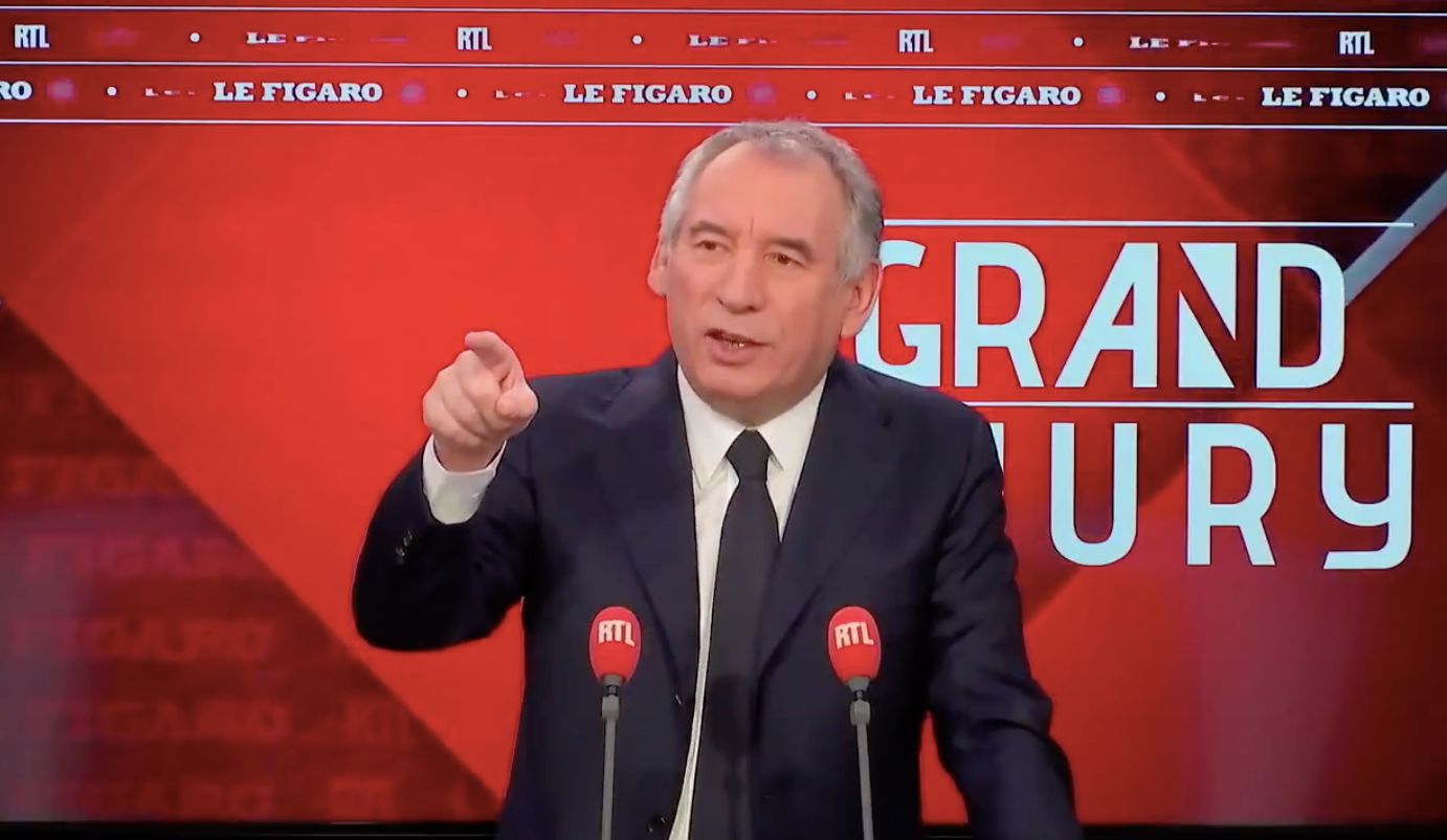 Pour Bayrou, "4000 euros c'est les classes moyennes". La gauche s'étouffe