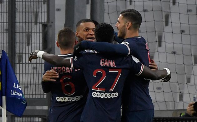 OM/PSG: les résultats et buts du match de Ligue 1 (Kylian Mbappe et ses coéquipiers au stade Vélodrome le 7 février 2021. NICOLAS TUCAT / AFP)